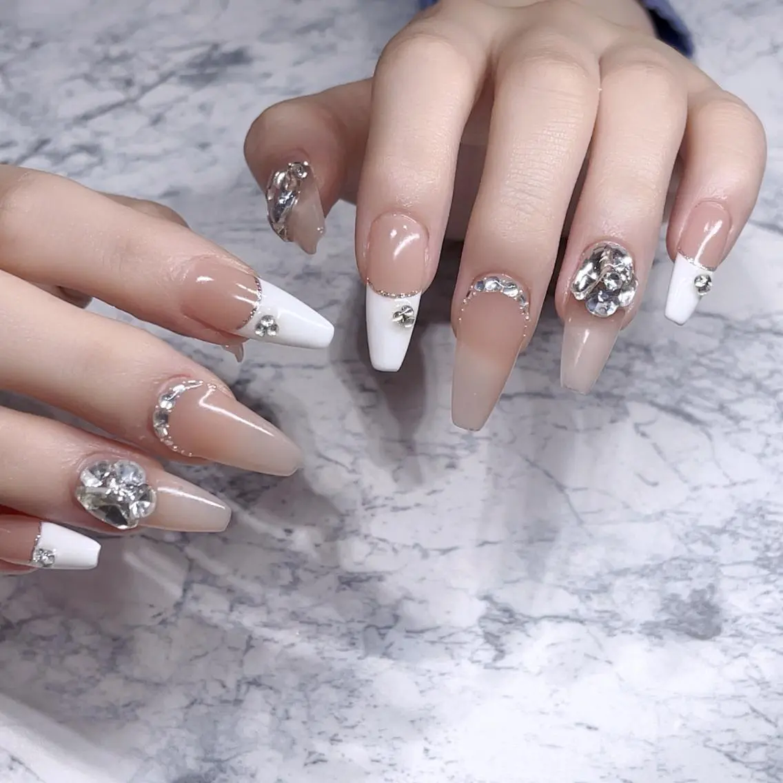 ネイル ハンドネイル Queens ciciのネイルデザイン
