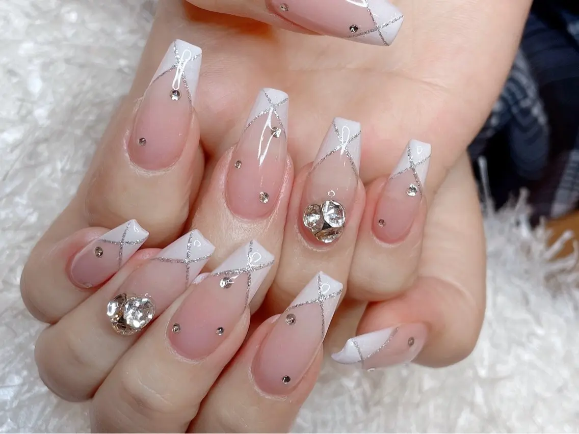 ネイル Le'a nail Lのネイルデザイン