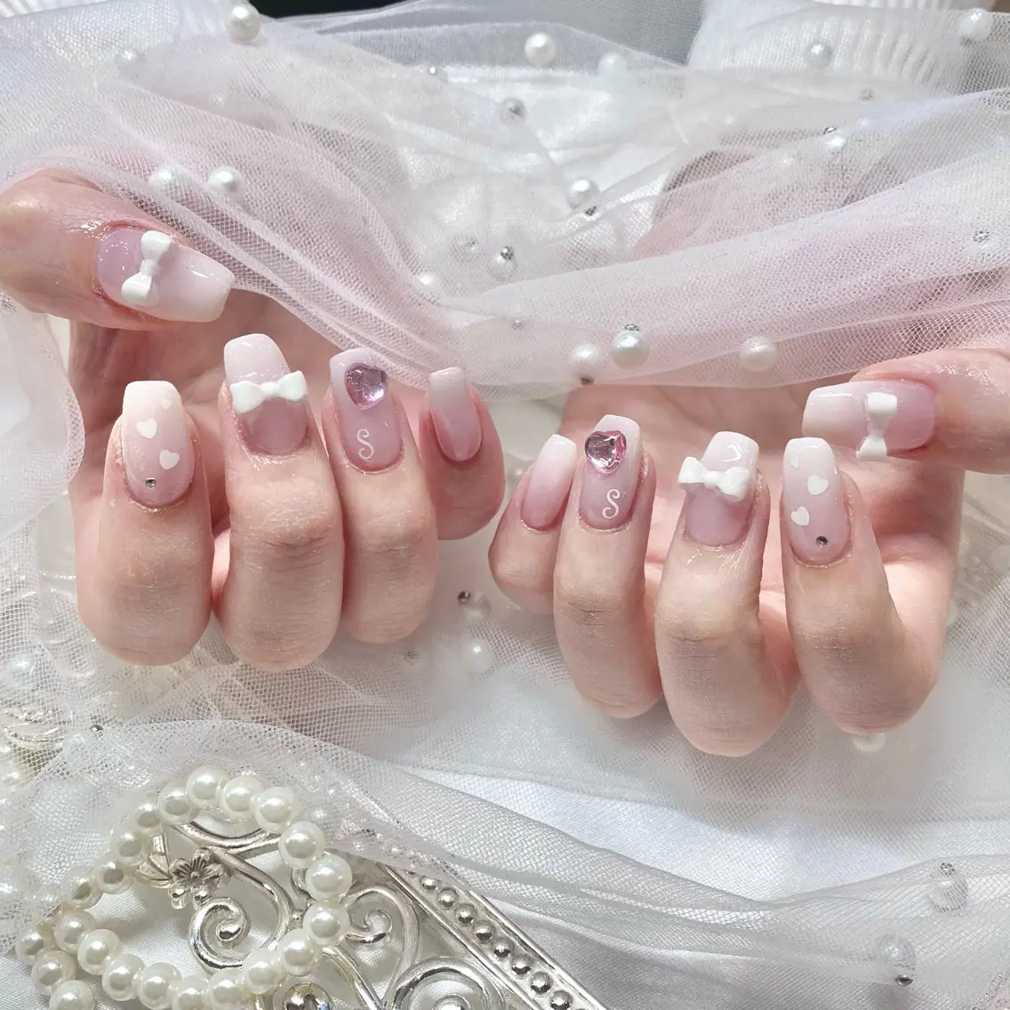 ネイル ハンドネイル Yveil 心斎橋店 hirokoのネイルデザイン