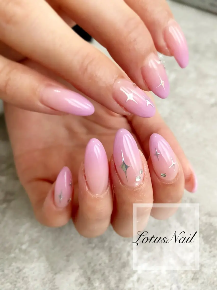 ネイル グラデーション ピンク パープル ハンドネイル Lotus Nailのネイルデザイン