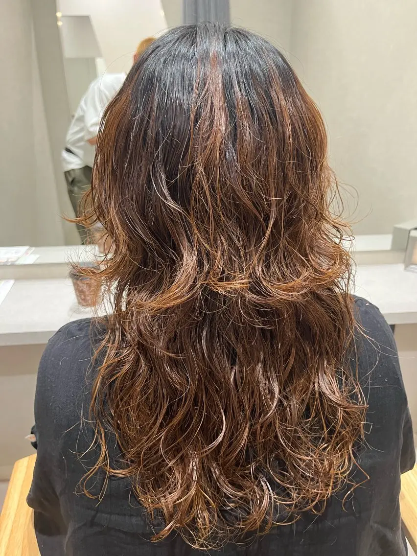 ロング パーマ 💜N°大分💜 三浦のヘアスタイル