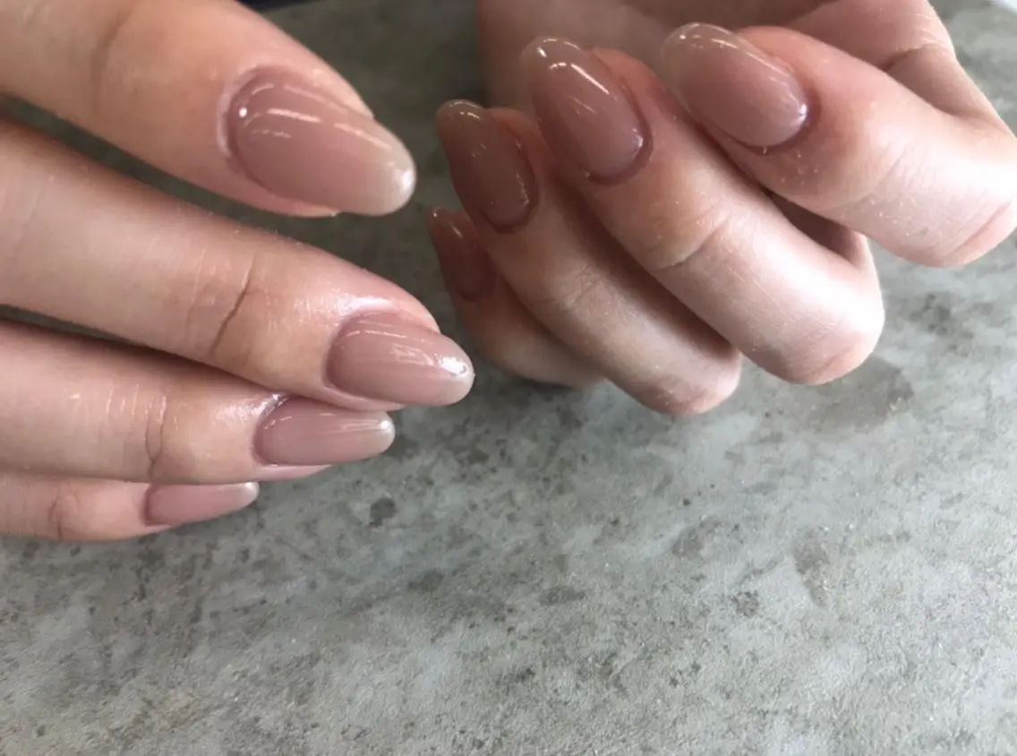 ネイル ワンカラーネイル with hues AYAのネイルデザイン
