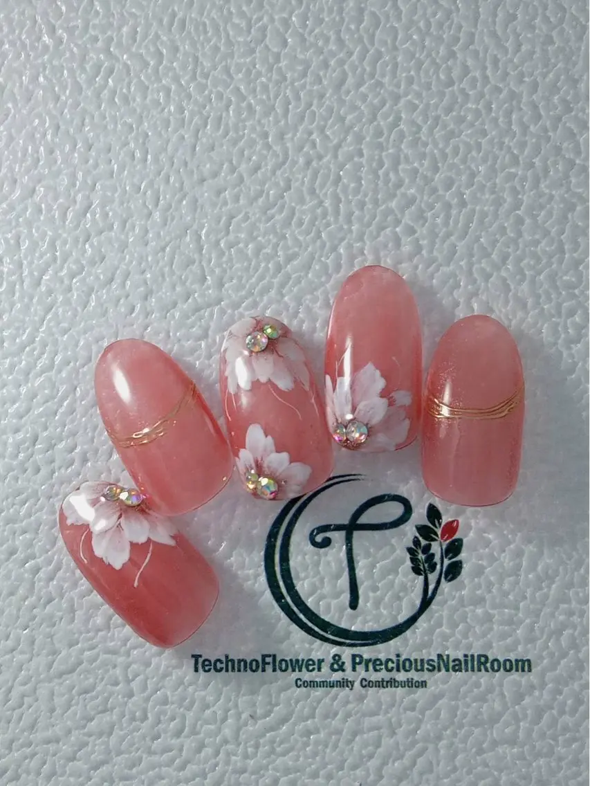 ネイル フラワーネイル precious nail roomのネイルデザイン