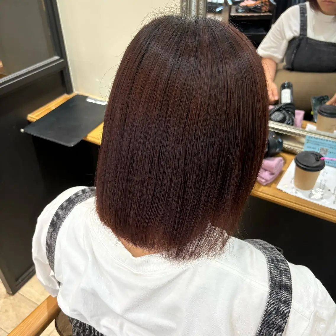 カラー ヘアカラー トリートメント しおり🍬 KOKORO🤍のヘアスタイル