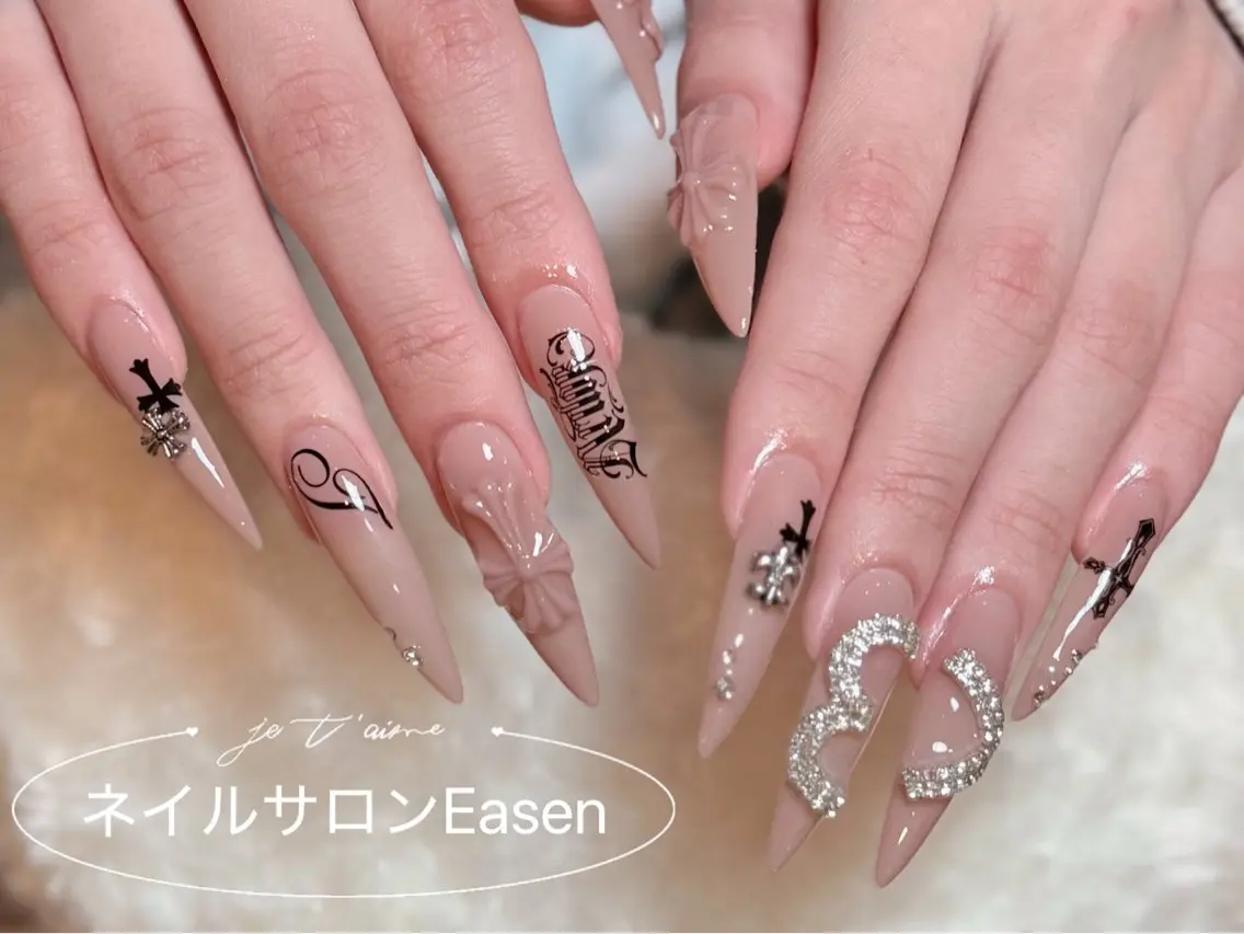 ネイル ネイルサロン Easenのネイルデザイン