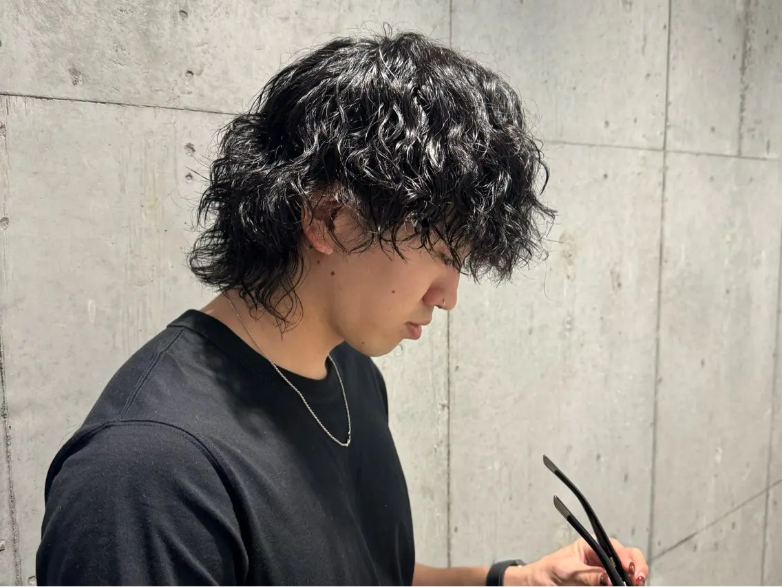 ミディアム メンズ ミディアムパーマ メンズパーマ fifth大川 尚輝のヘアスタイル