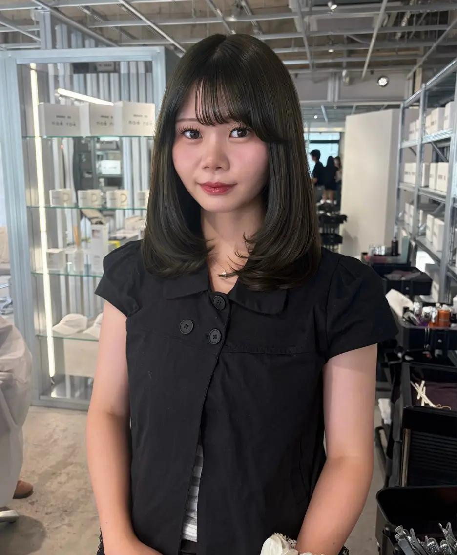 セミロング カラー カット ヘアカラー トリートメント ダブルカラー/レイヤ ーカット 🤍ゆきなのヘアスタイル