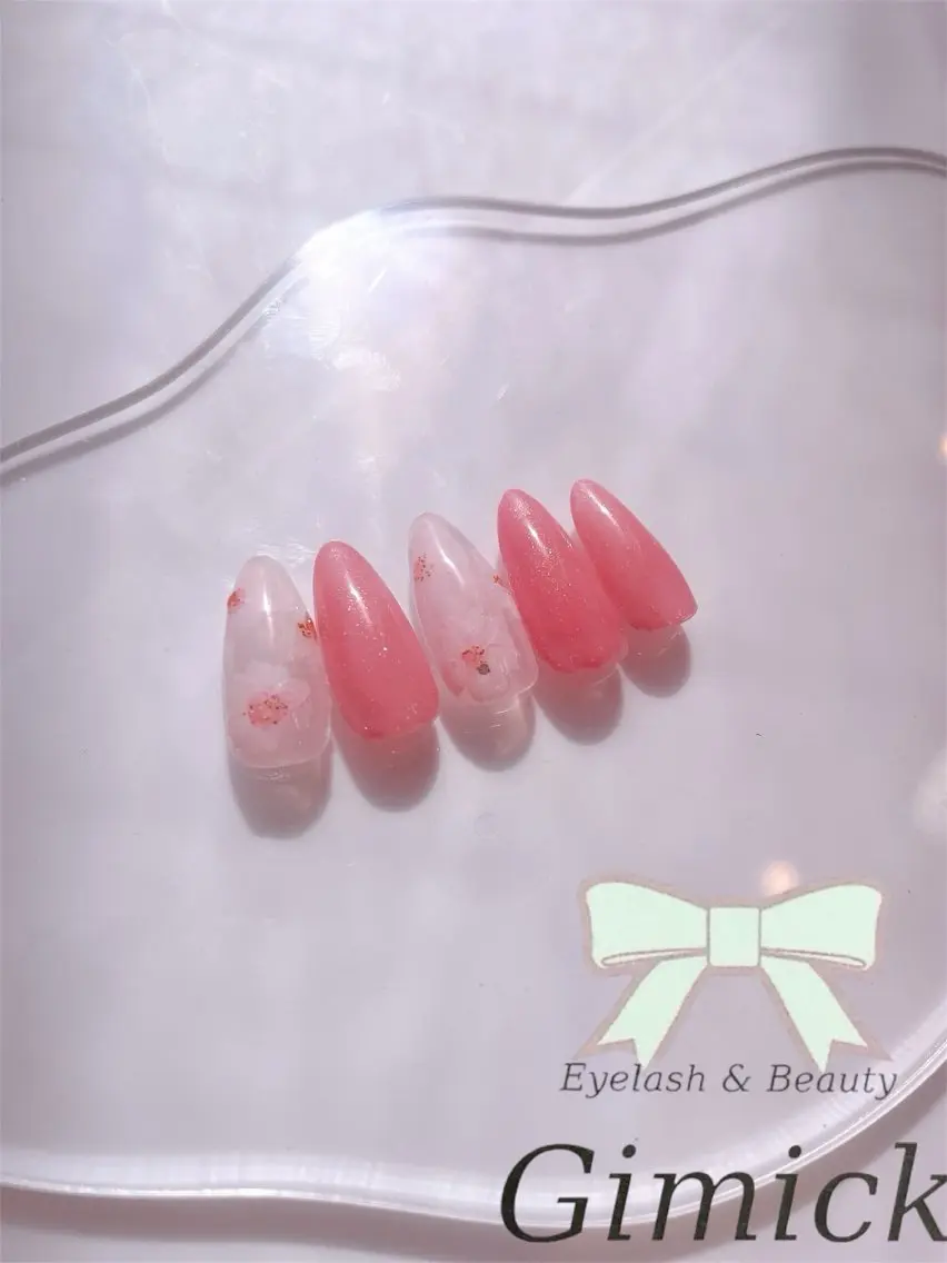 ネイル Gimick 🎀のネイルデザイン
