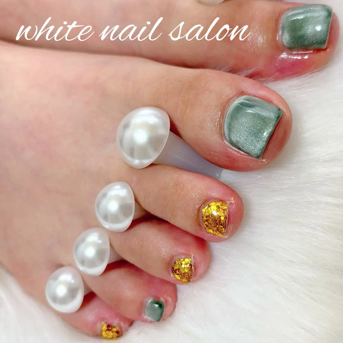 ネイル ホワイト フットネイル white nail salonのネイルデザイン