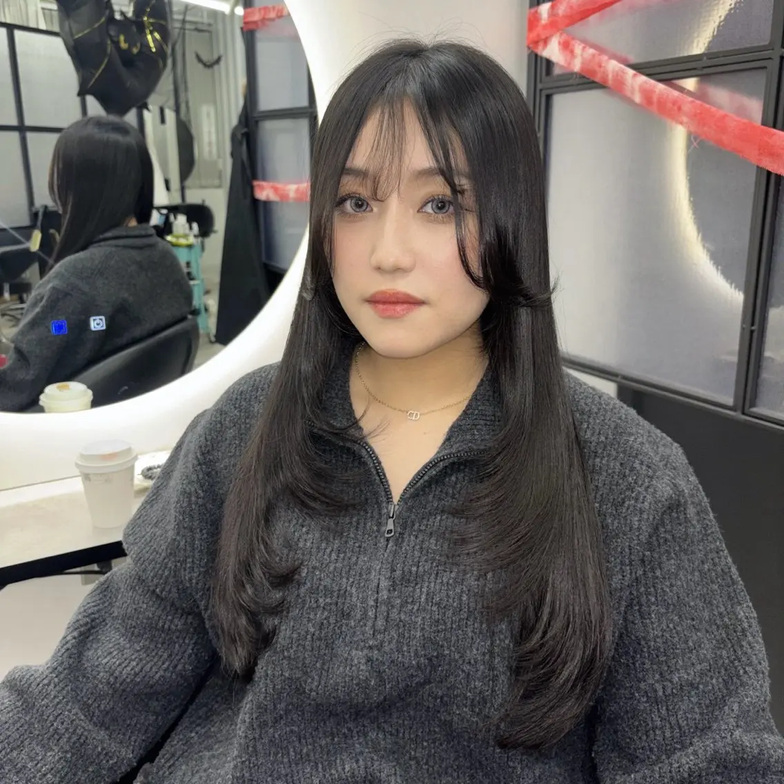 ロング カット Ren. 🦋デザインカラーのヘアスタイル
