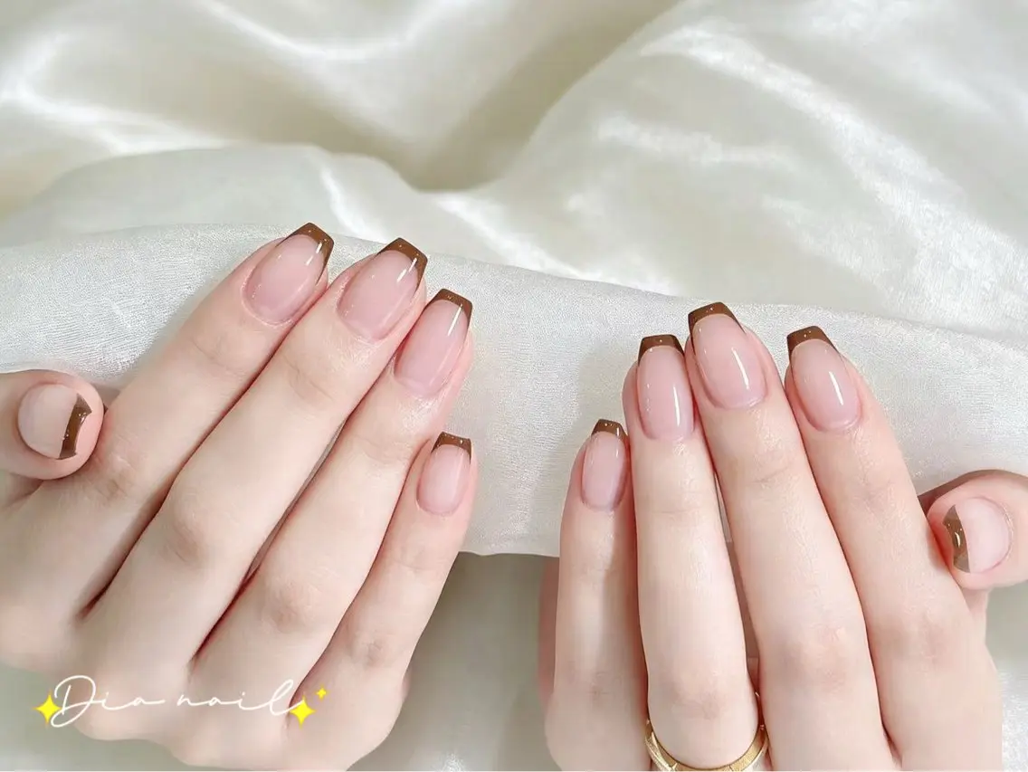 ネイル フットネイル 韓国ネイル レース マグネットネイル ニュアンスネイル ハンドネイル Dia nail サロンのネイルデザイン
