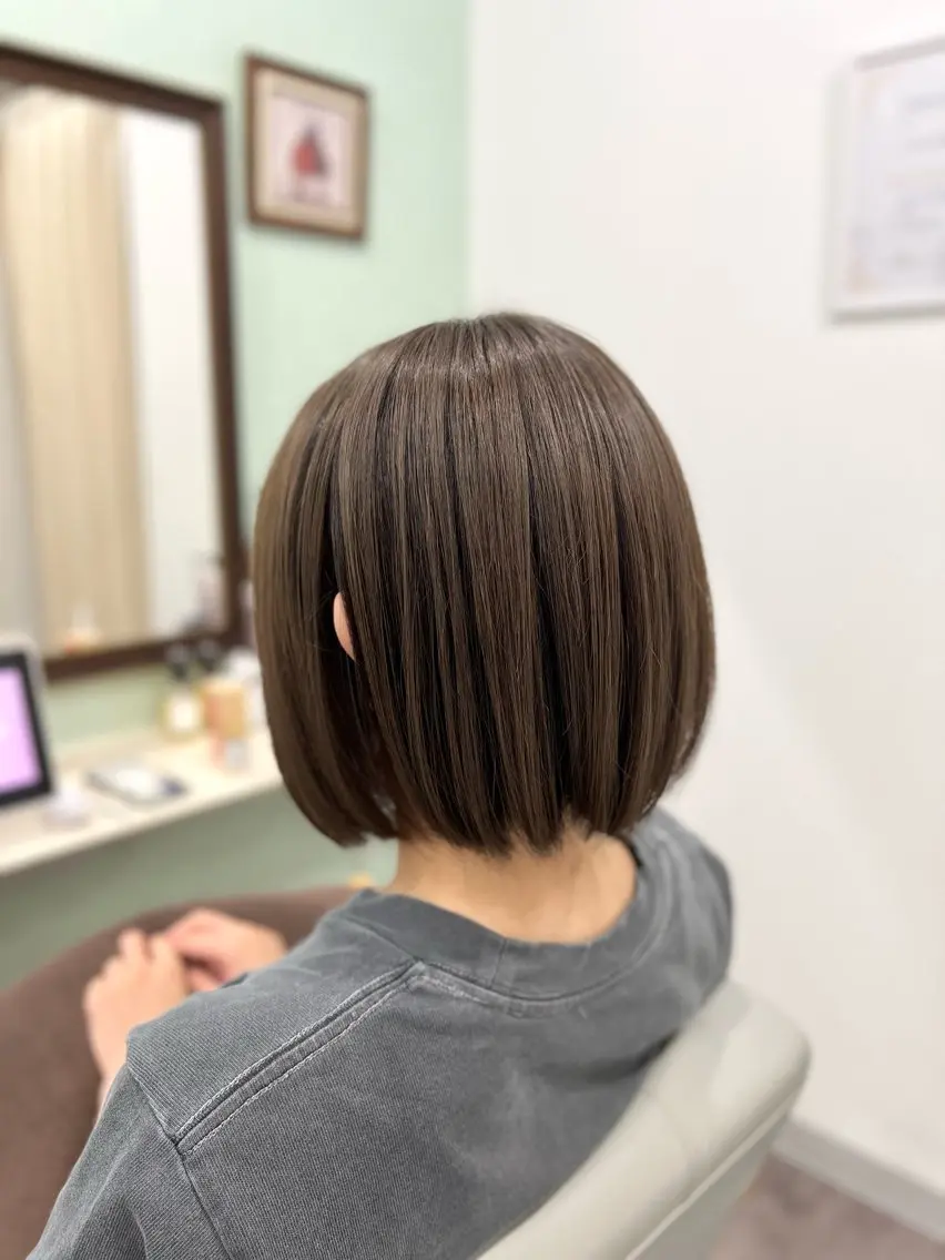 ショート カラー ブリーチ カット 成田の個室の美容室 大野寿也のヘアスタイル