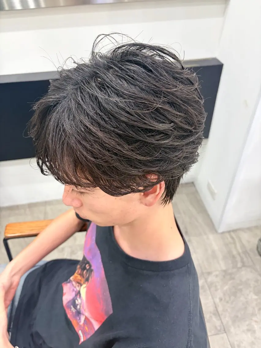 パーマ メンズ センターパート フェザーパーマ メンズパーマ ニュアンスパーマ カット パーマ 静岡 / 毛流れ特化 /メンズヘア/真大のヘアスタイル