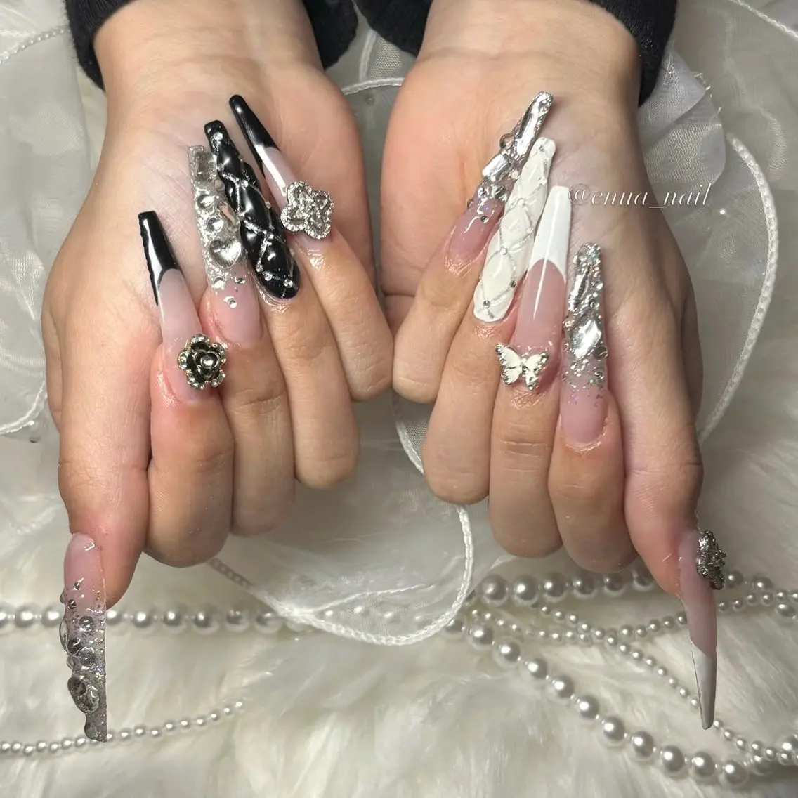 ネイル ネイルチップ enüa Ainaのネイルデザイン