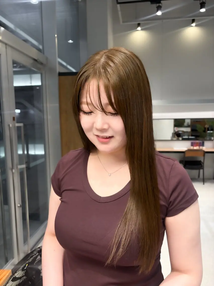 ロング カラー 透明感カラー ヘアカラー 艶カラー🪽/ 市來心優のヘアスタイル