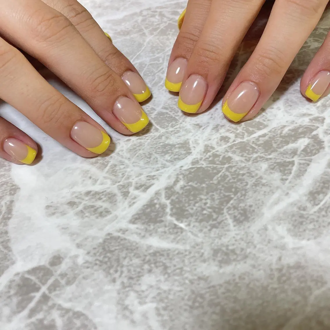 ネイル フレンチネイル 黄色 ハンドネイル K's nail kotoeのネイルデザイン