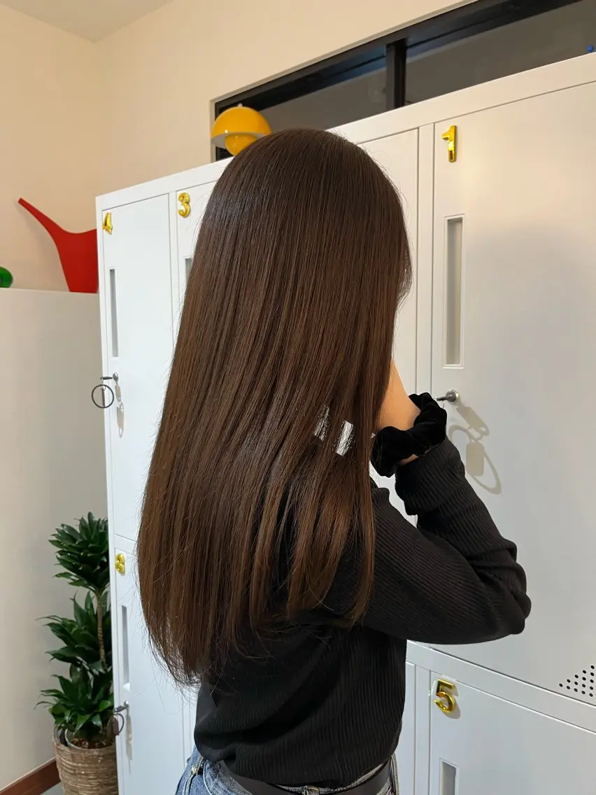 ロング カラー ヘアカラー 原口 桃歌のヘアスタイル