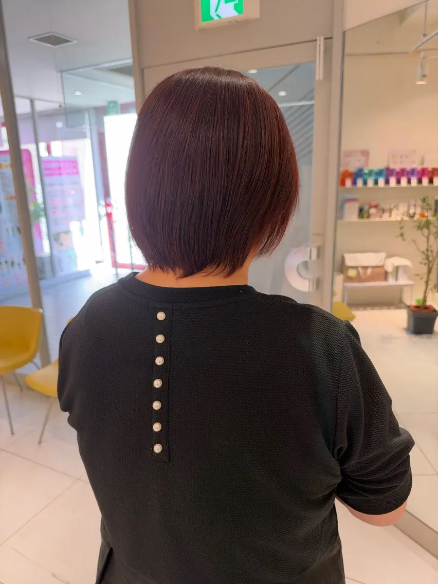 カラー 林 彩音のヘアスタイル