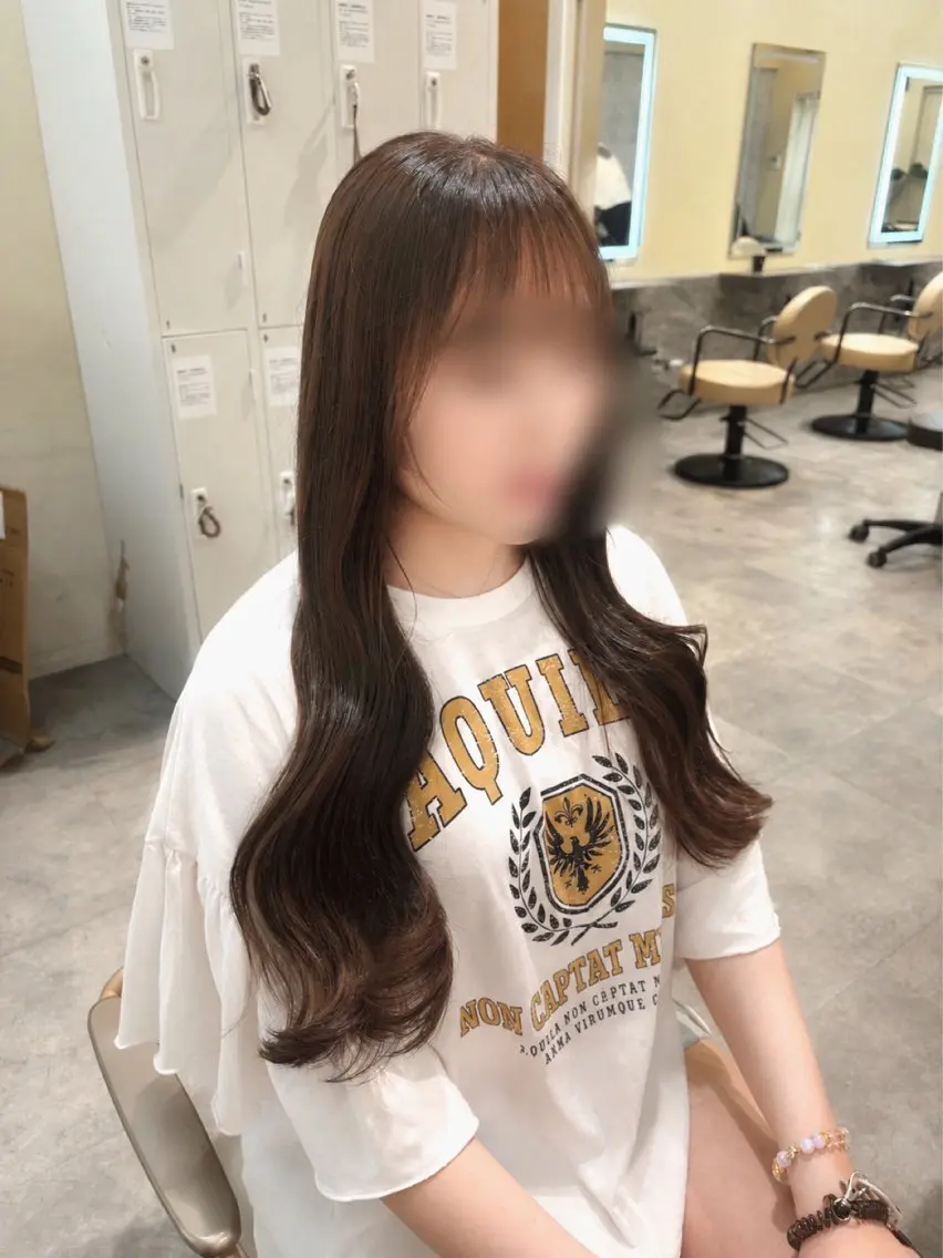 ロング カラー アッシュ オレンジ カット ヘアカラー 飯沼 美紅のヘアスタイル