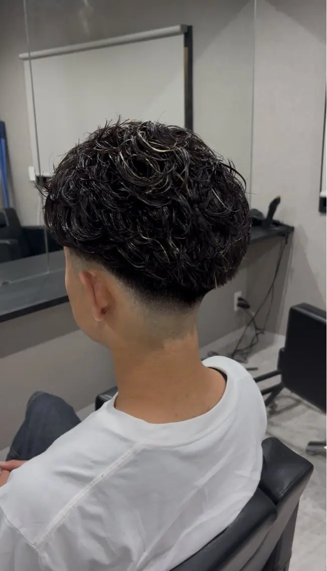 パーマ メンズ 西村 杏のヘアスタイル