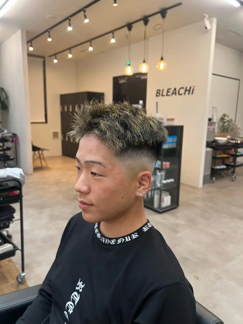 カラー メンズ フェードカット メンズメッシュ メッシュ メンズ特化🪽 川島豪瑠のヘアスタイル