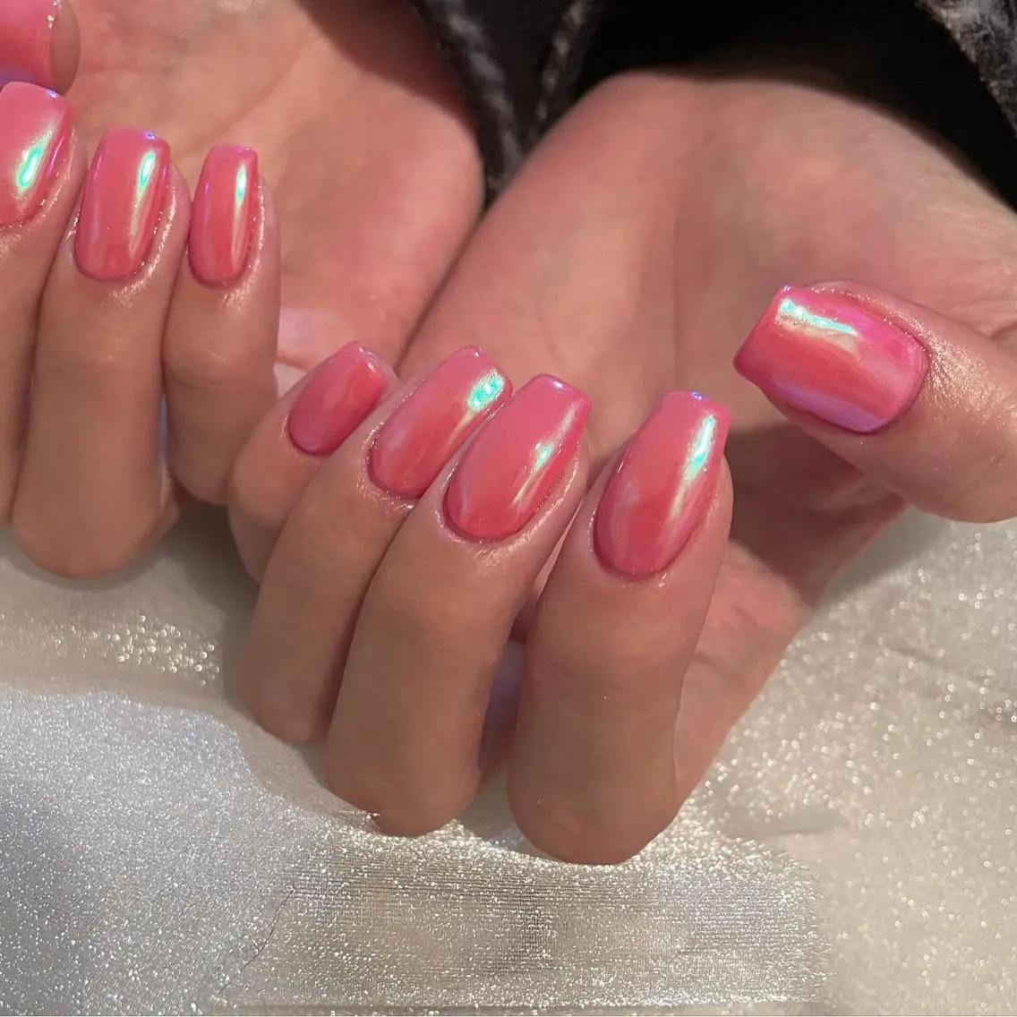 ネイル オーロラネイル ガーリー ニュアンスネイル ワンカラーネイル ピンク ハンドネイル ハンドケア lylynail YUUKAのネイルデザイン