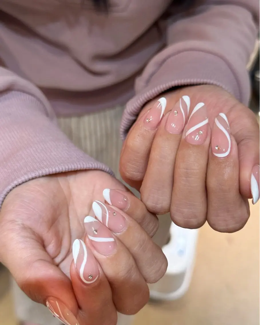 ネイル アートネイル オーロラネイル チークネイル フレンチネイル ガラスフレンチ ハンドネイル 🎀🎀YooLi Nail Salonのネイルデザイン