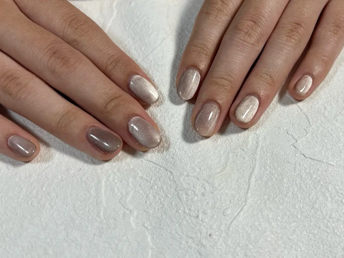 ネイル オーロラネイル フットネイル フレンチネイル ジェルネイル 韓国ネイル ハンドネイル kiki nail たまプラーザのネイルデザイン