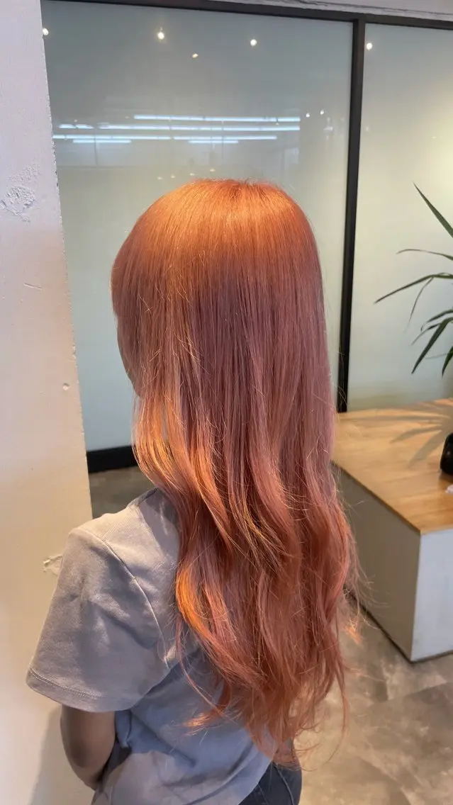 カラー ブリーチカラー特化 ✨️永井諒のヘアスタイル