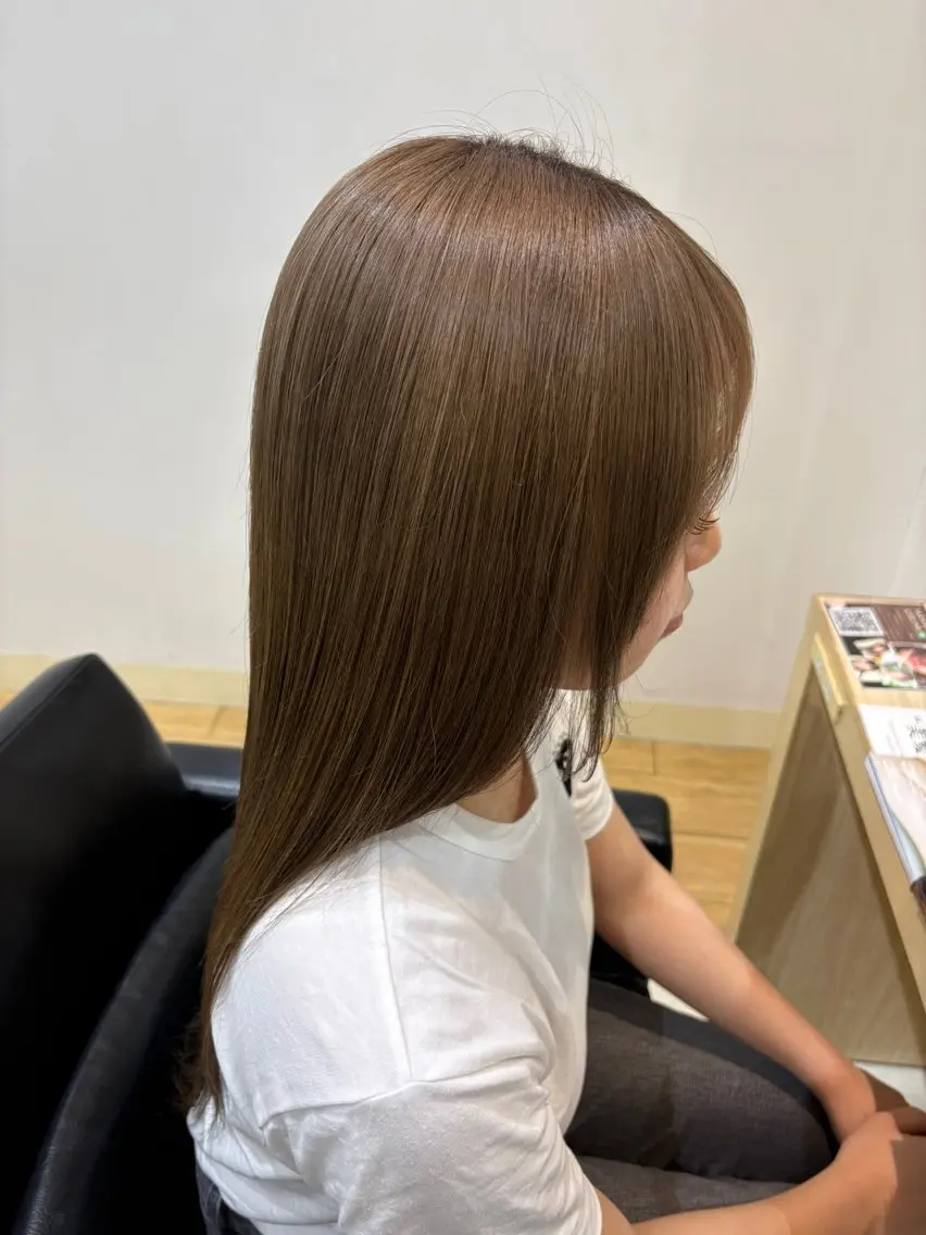ロング カラー ベージュカラー ヘアカラー 水江 基のヘアスタイル