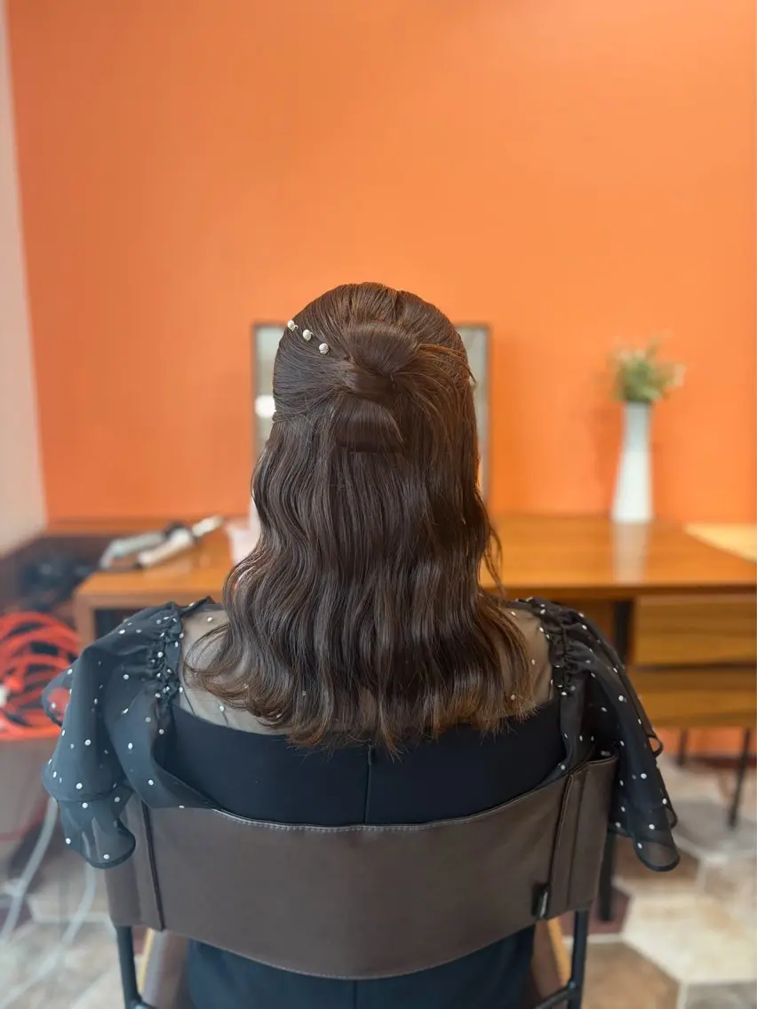 セミロング ヘアセット 上島 未緒のヘアスタイル