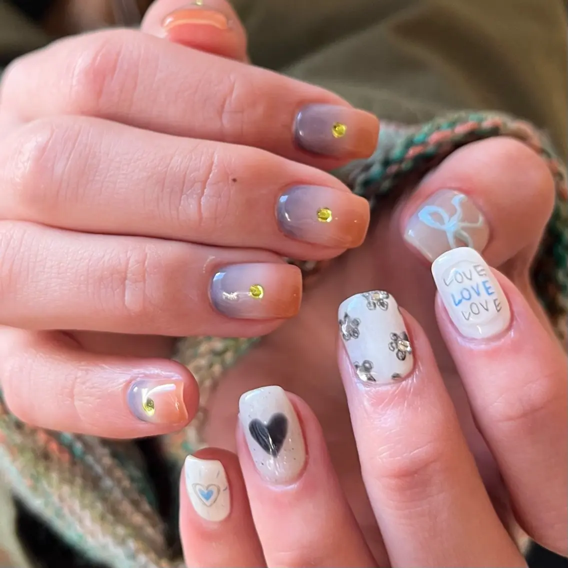 ネイル グリーン ハンドネイル vegh. nail／阿波座のネイルデザイン