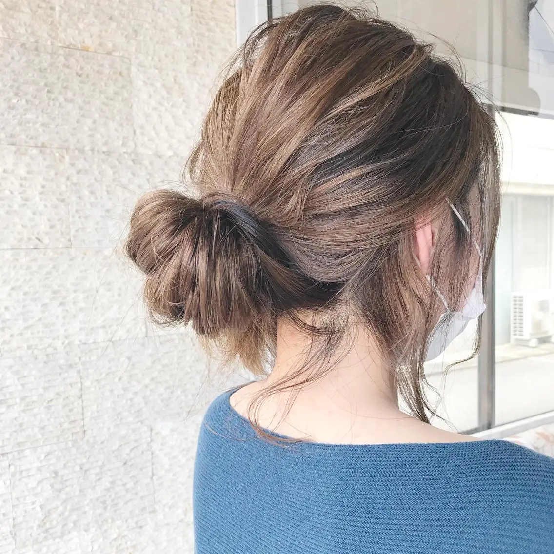 ミディアム カラー ヘアアレンジ 切りっぱなしボブ バレイヤージュ ブリーチ グラデーションカラー ハイライトカラー Mariana/ 鶴原-ハイライトのヘアスタイル