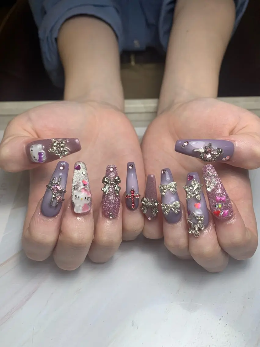ネイル フレンチネイル ジェルネイル 韓国ネイル マグネットネイル マグネットフレンチ akina nailsのネイルデザイン