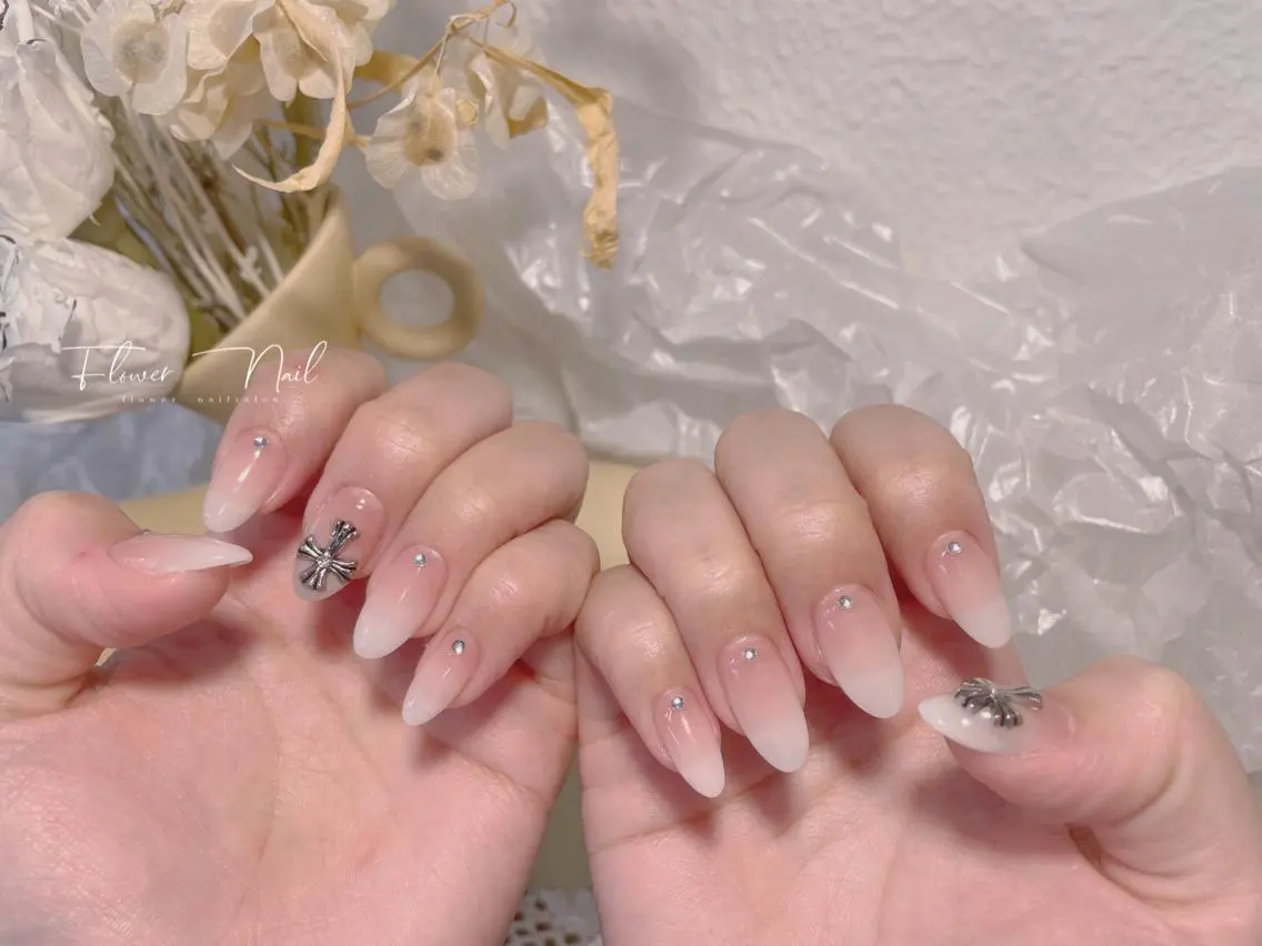 ネイル Flower nailのネイルデザイン