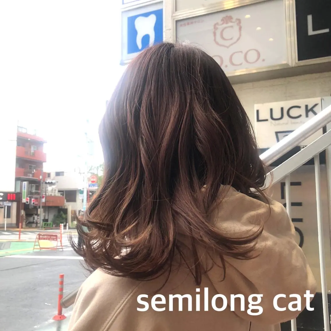 セミロング カット ヘアカラー MYA 🤍kanaのヘアスタイル