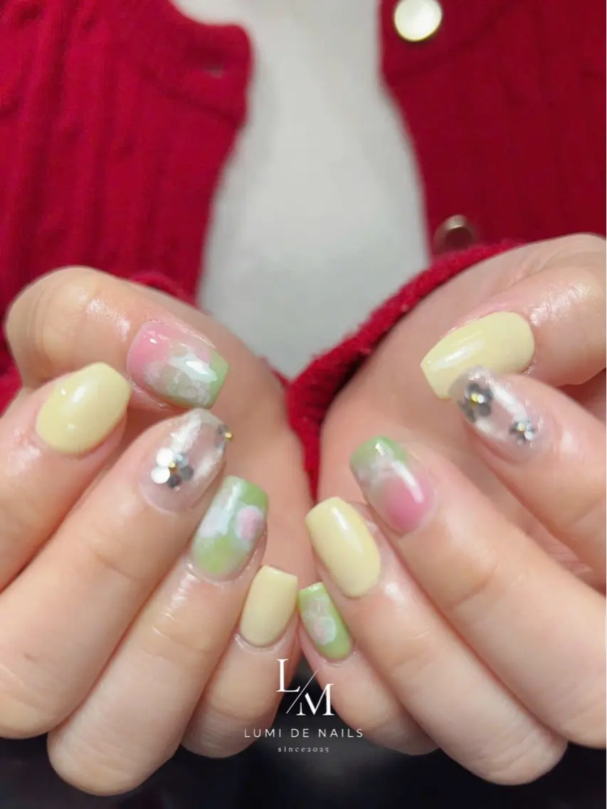 ネイル グラデーション ラメ(グリッター) マグネットネイル ミラーネイル ニュアンスネイル ハンドネイル Lumi de nailsのネイルデザイン