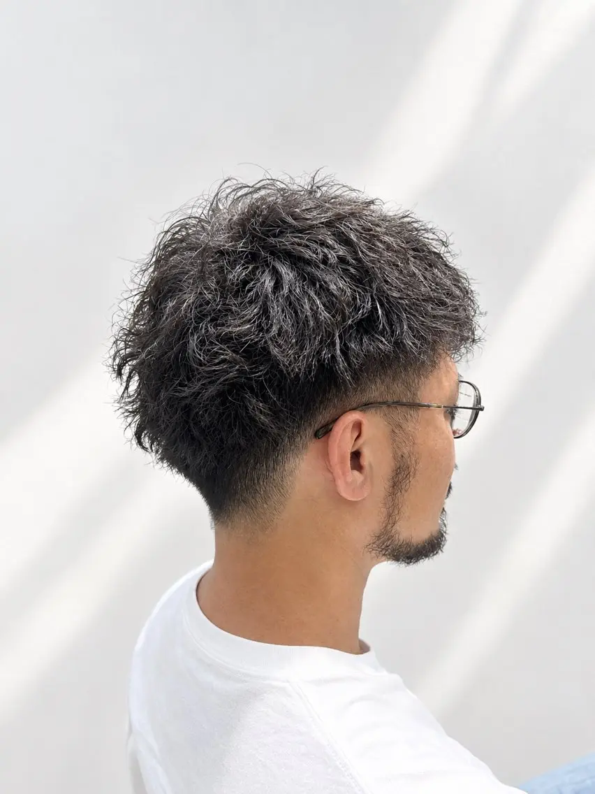 🌟メンズ限定🌟 平日限定 特殊パーマ+カット スパイラル、ツイスパをされたい方にオススメです💁♀️の写真