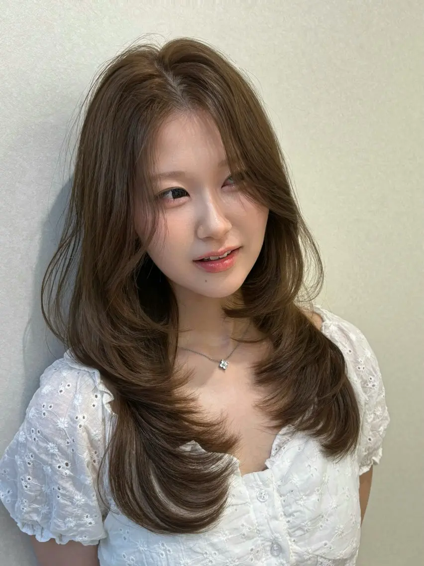 ロング 《期間限定無料》 レイヤー専門✂️のヘアスタイル