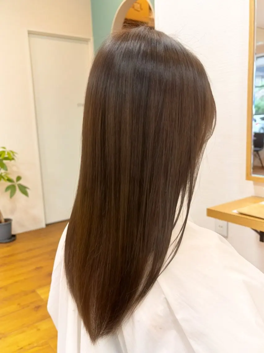 カラー ベージュカラー ブラウンカラー MOLLA モモカのヘアスタイル