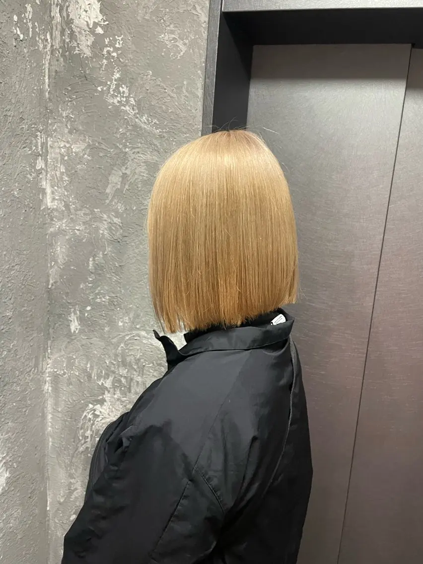 ミディアム カラー ヘアカラー ハイトーン 横浜💞ミオのヘアスタイル