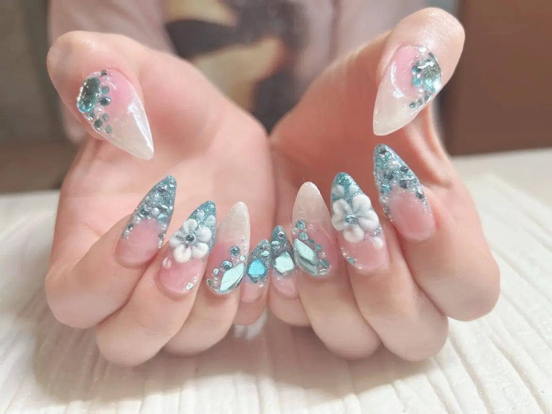 ネイル ハンドネイル nail spikeのネイルデザイン