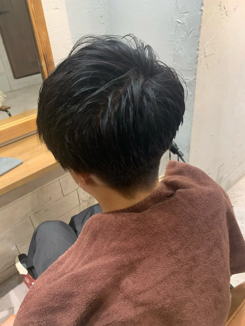 ショート メンズデザイナー Jojiのヘアスタイル