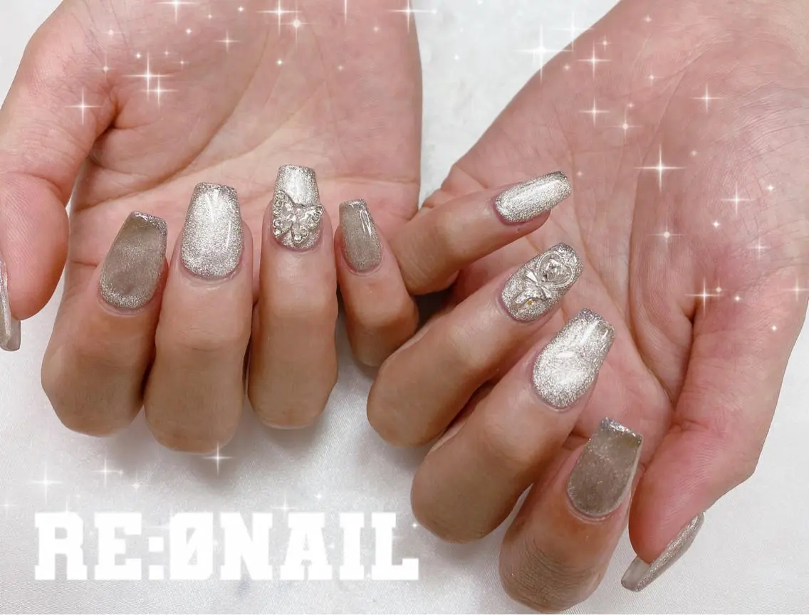 ネイル ゴールド マグネットネイル ハンドネイル Re:Ø nail 🩵TSUJIのネイルデザイン