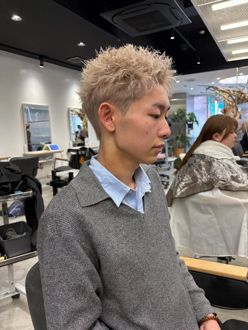 ショート ARISA︎ 縮毛矯正のヘアスタイル