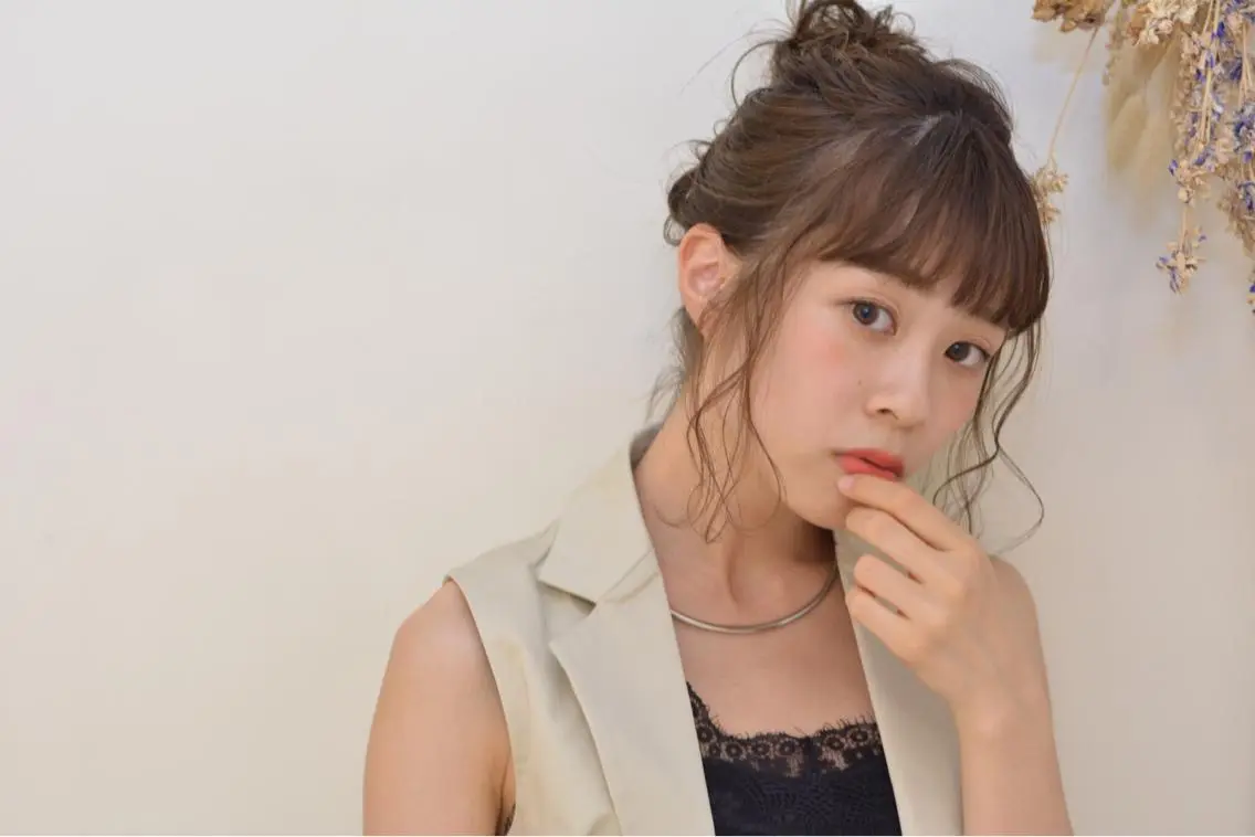 ミディアム カラー ヘアアレンジ お団子ヘア 清水 ちひろ ✄トップスタイリストのヘアスタイル