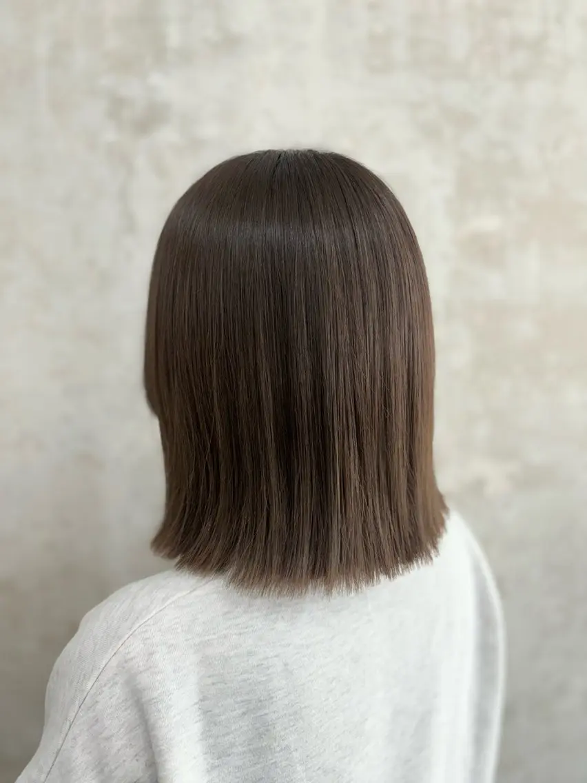 ミディアム カラー アッシュ ベージュカラー ボブ Misaki ミサキのヘアスタイル