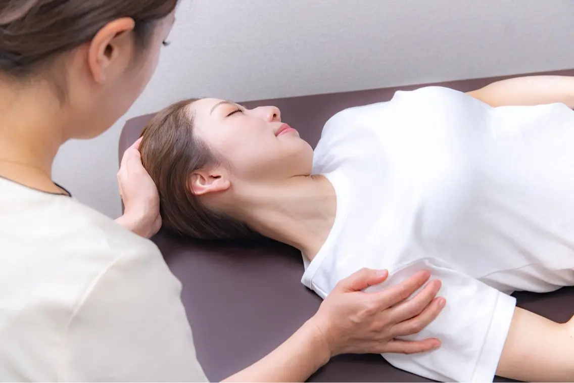 限定価格🌟【首•肩の痛み改善】小顔整体コルギ+首肩痛み改善デコルテ矯正【ドライ整体】の写真
