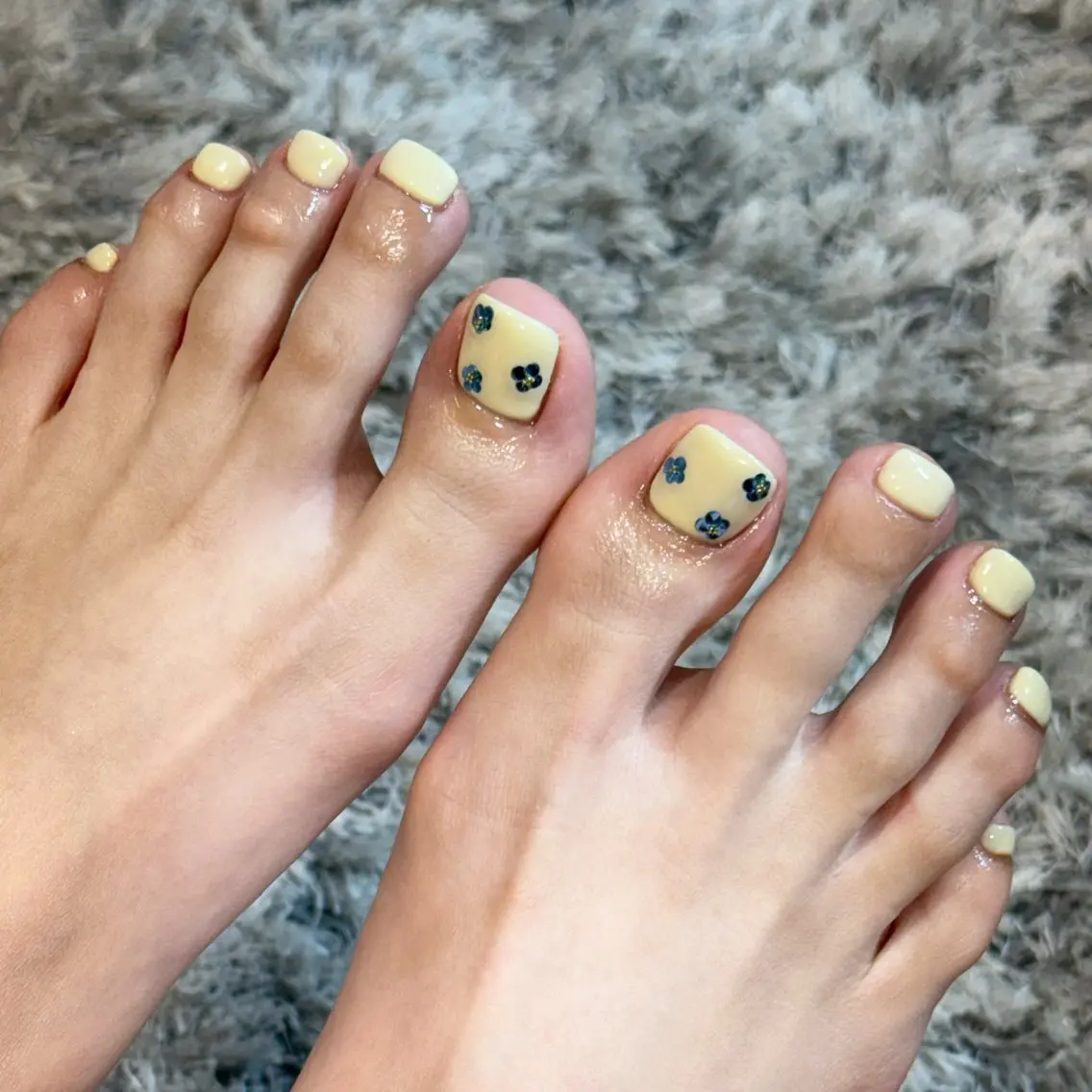 フットネイル Risse Mikaのネイルデザイン
