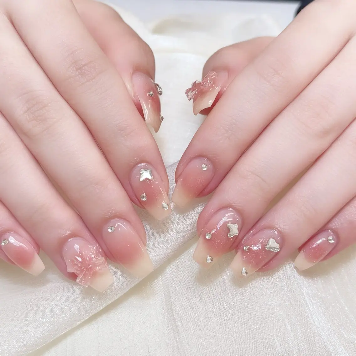 ネイル ハンドネイル DUO MI nail salonのネイルデザイン